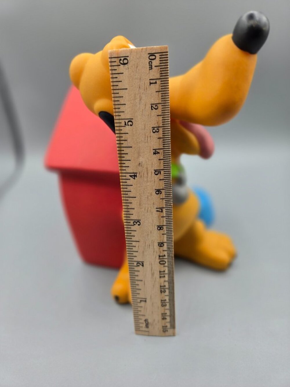 Vintage Walt Disney Pluto Red Doghouse Coin Bank With Orig Stopper Plug Cartoon - Picture 3 of 7